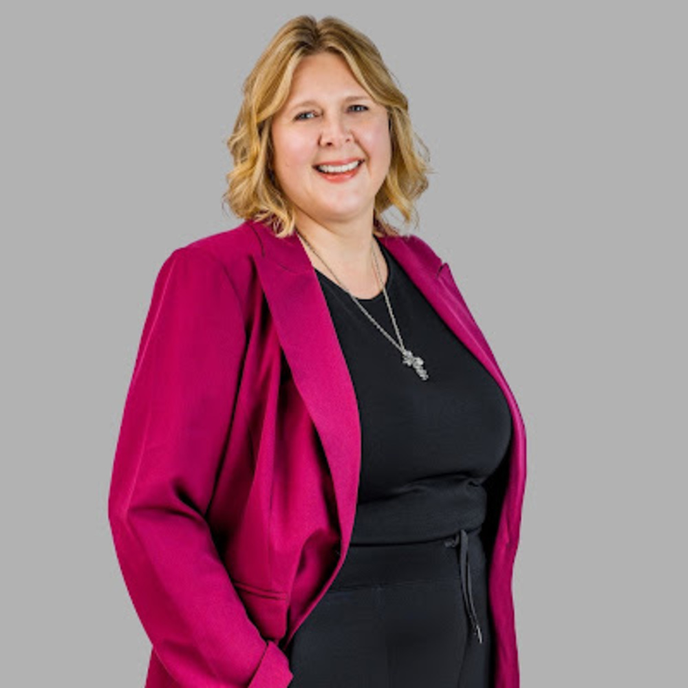 Meet your Posher, Julie